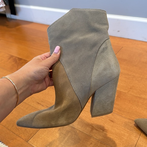 Size 8.5 Dolce Vita Boots - Picture 3 of 12